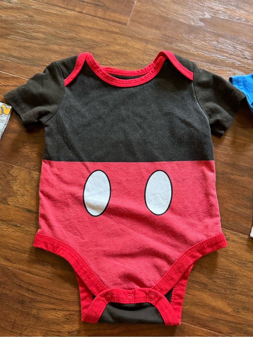 Disney onesie bundle - Picture 2 of 8